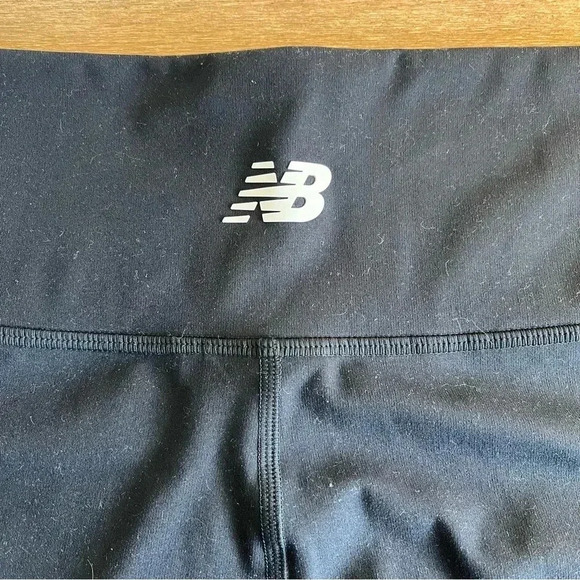 New Balance Women’s XXL leggings - Picture 3 of 6